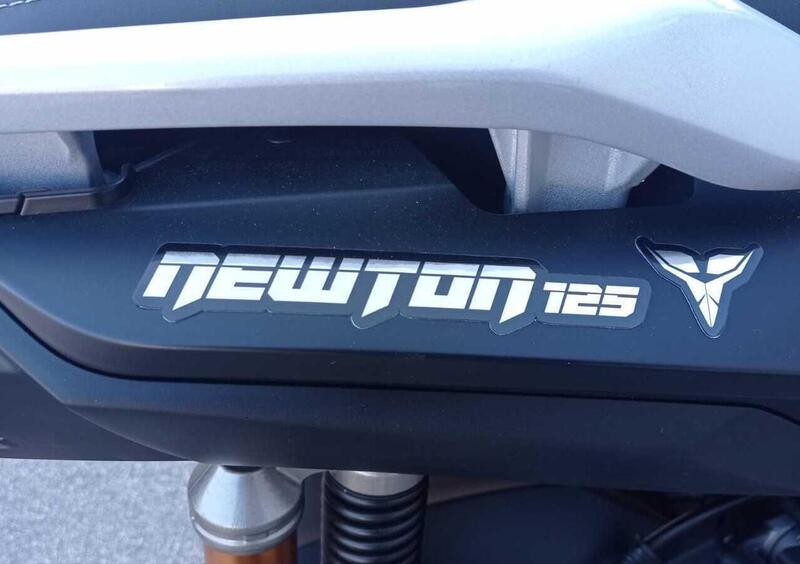 Alien Motors Newton 125 Newton 125 (2025) (19)