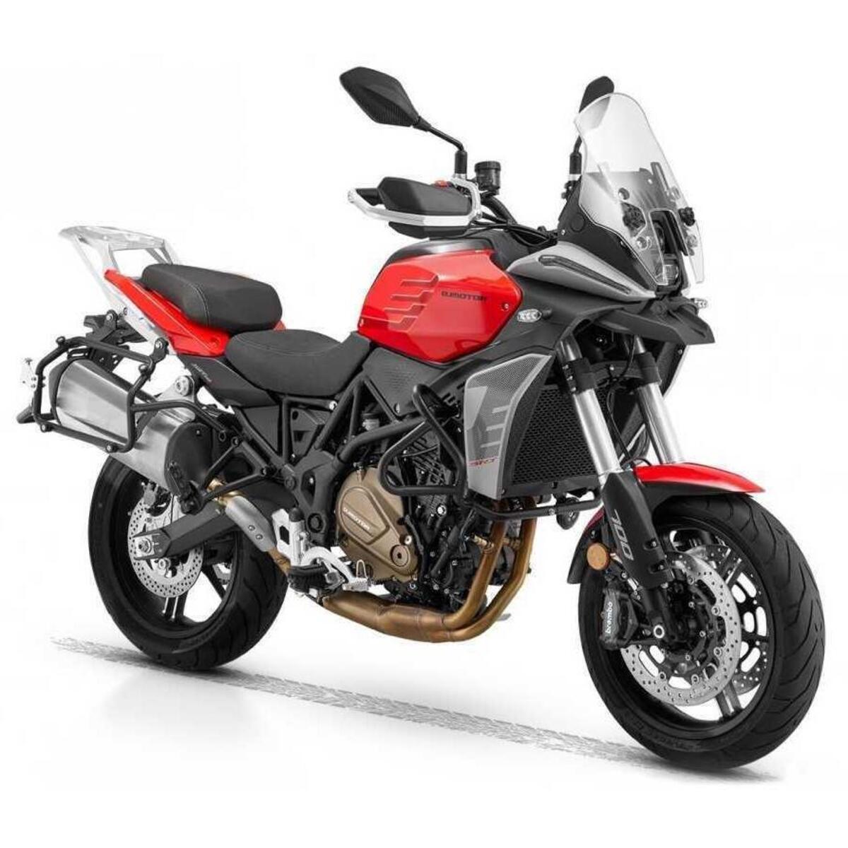 QJ Motor SRT 700 S (2025)