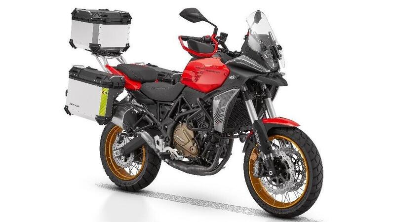 La gamma QJ Motor si amplia con l&#039;arrivo delle SRT700S e SRT700SX