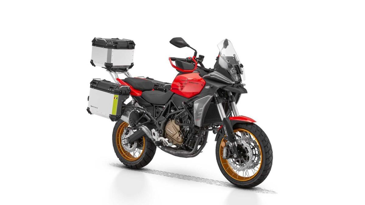 qj motor srt 700 sx