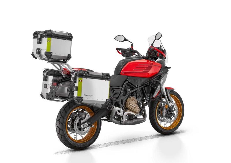 QJ Motor SRT 700 S SRT 700 SX (2025) (3)