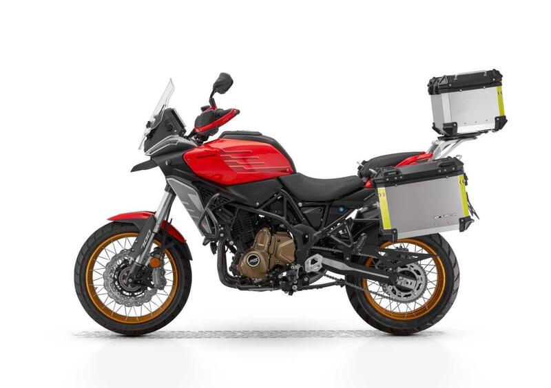 QJ Motor SRT 700 S SRT 700 SX (2025) (6)