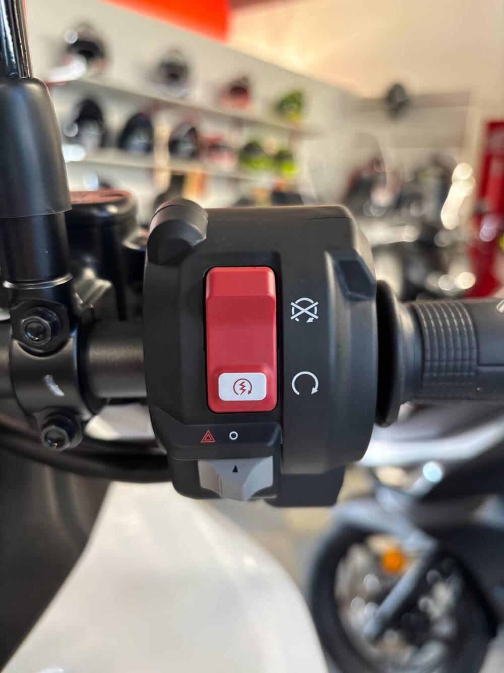 Honda Transalp XL750 (2025) (9)