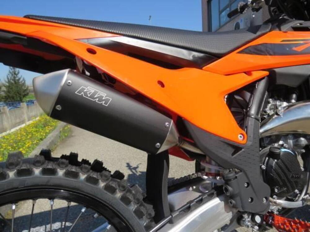 KTM 125 SX (2025) (5)