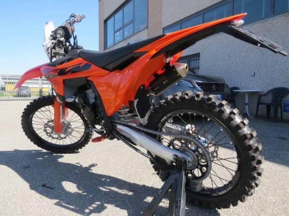 KTM 125 SX (2025) (2)