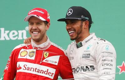 F1. Vettel fa il tifo per Hamilton: "Ferrari? Per me non ha funzionato perch&eacute; c'era lui. Spero vinca il titolo"