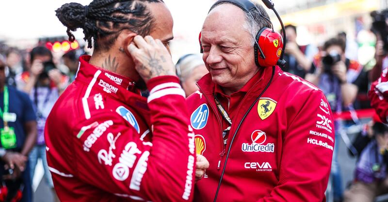 F1. Vasseur sui team radio in Cina: &quot;Vogliono creare spettacolo e confusione. Hamilton ha chiesto lo scambio con Leclerc&quot;. Le scuse della FOM
