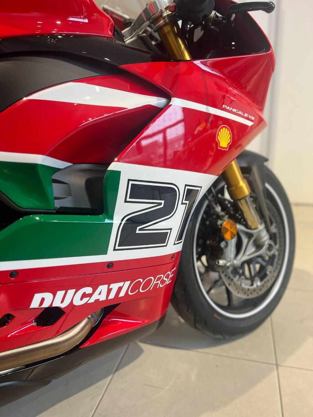 Ducati Panigale V2 Bayliss 1st Championship 20th Anniversary (2021 - 24) (3)