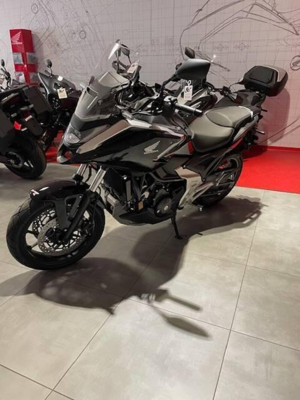 Honda NC 750 X DCT (2025 - 26) (2)