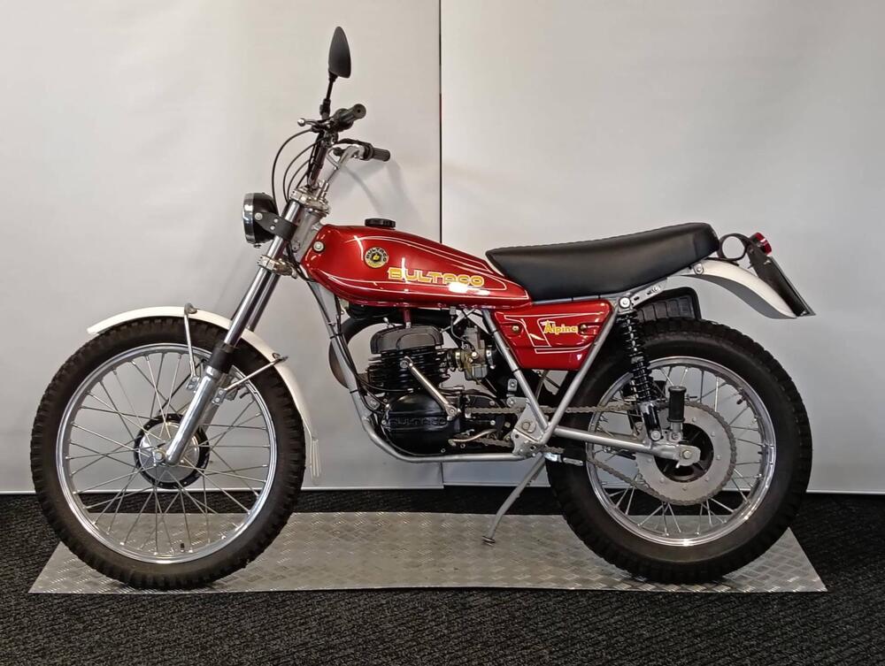 Bultaco ALPINA 350  (2)
