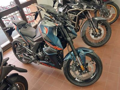 Zontes ZT125-U (2020 - 25) usata