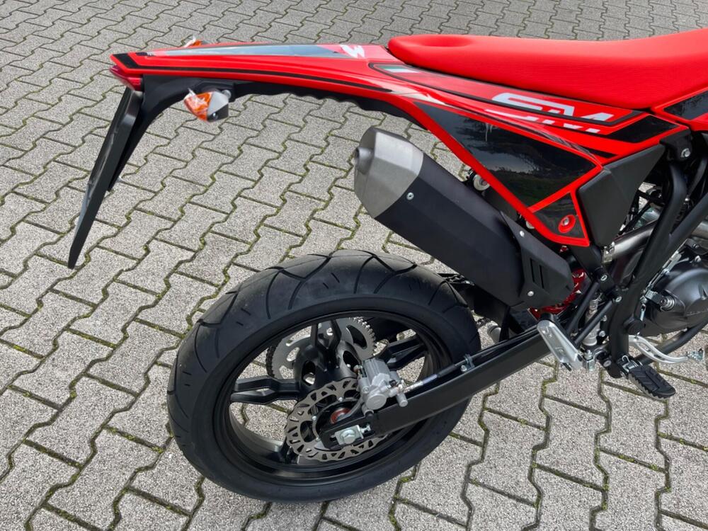 Betamotor RR 125 4T Motard T (2023 - 24) (5)