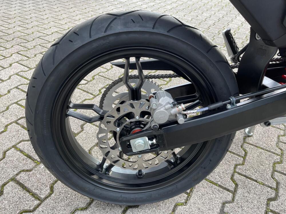 Betamotor RR 125 4T Motard T (2023 - 24) (6)