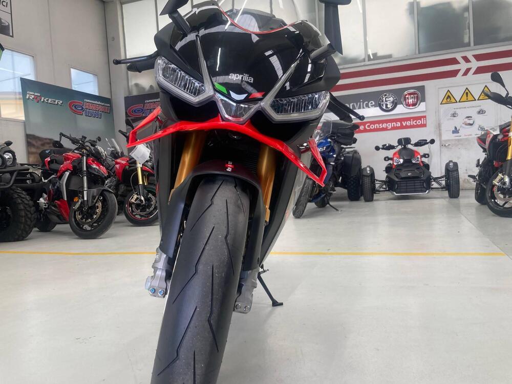 Aprilia RSV4 1100 Factory SE-09 SBK (2024) (13)