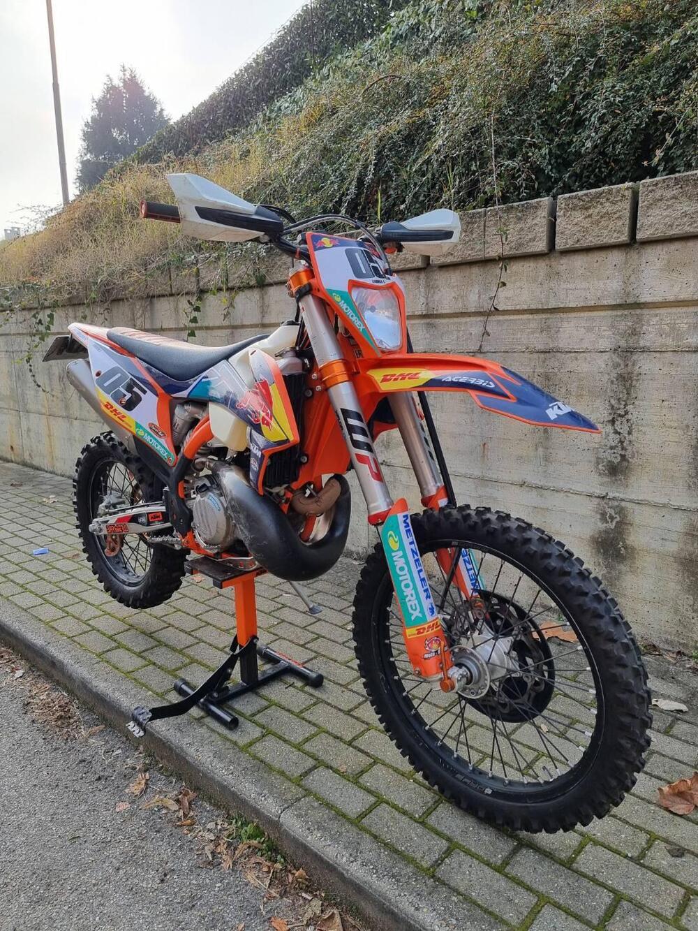 KTM 300 EXC TPI Six Days (2023) (3)