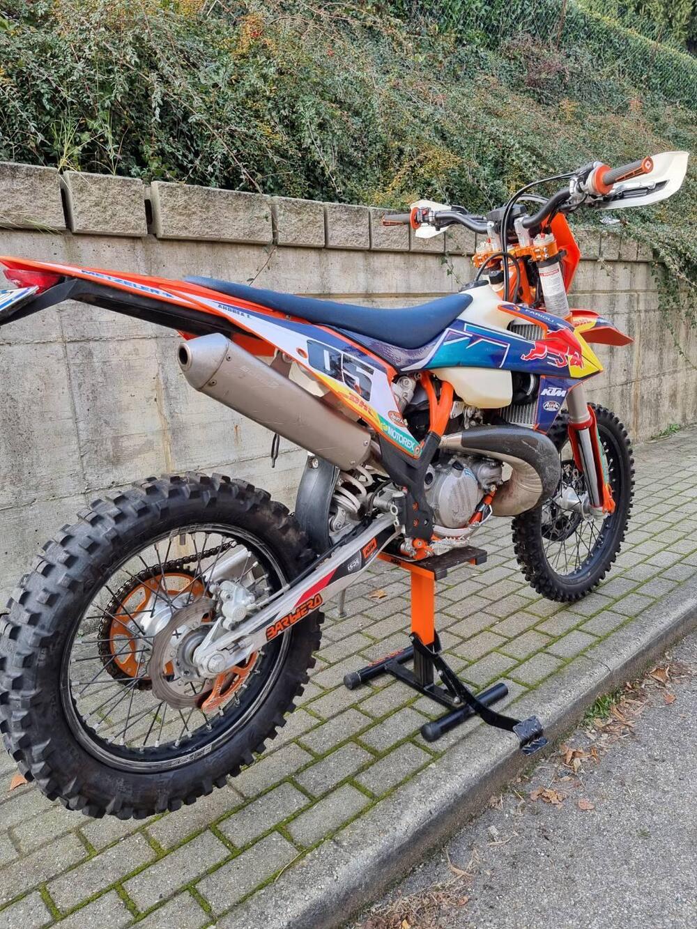 KTM 300 EXC TPI Six Days (2023) (6)