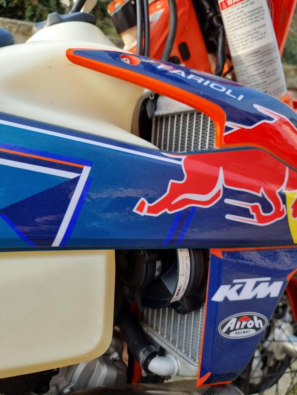 KTM 300 EXC TPI Six Days (2023) (8)