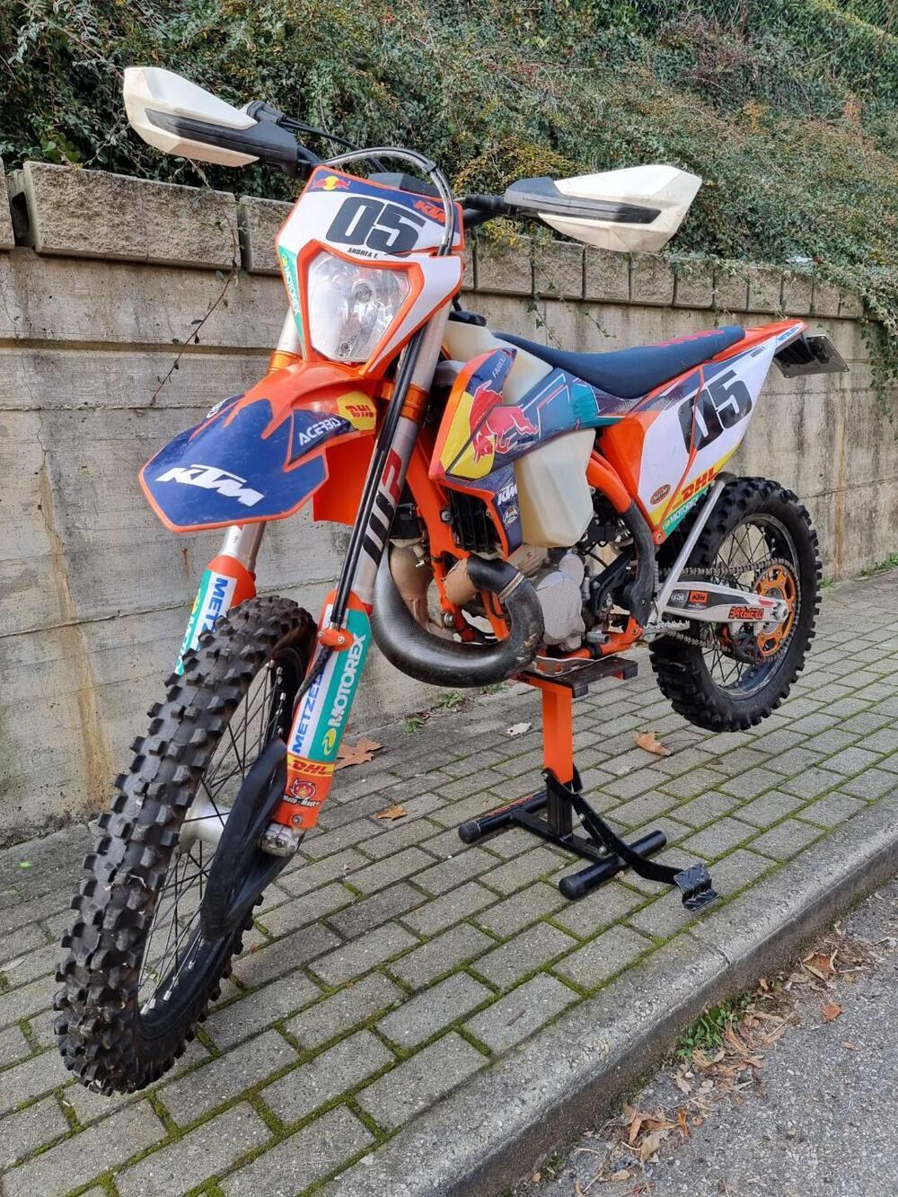 KTM 300 EXC TPI Six Days (2023) (4)