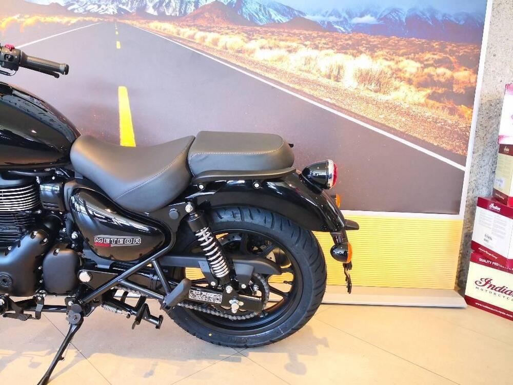 Royal Enfield Meteor 350 Fireball (2021 - 26) (9)