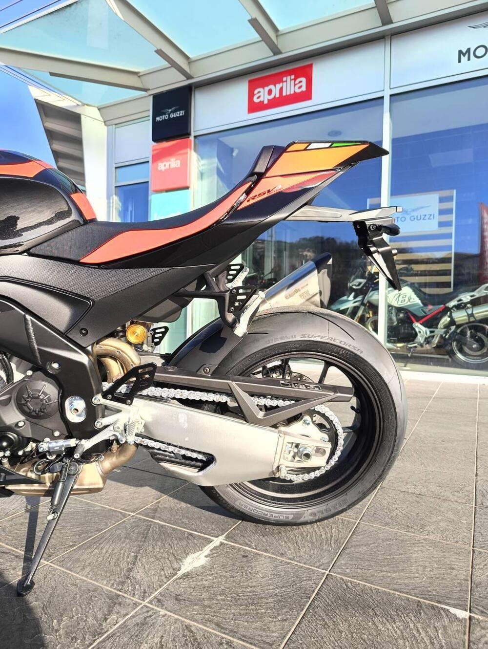 Aprilia RSV4 1100 Factory (2025) (4)