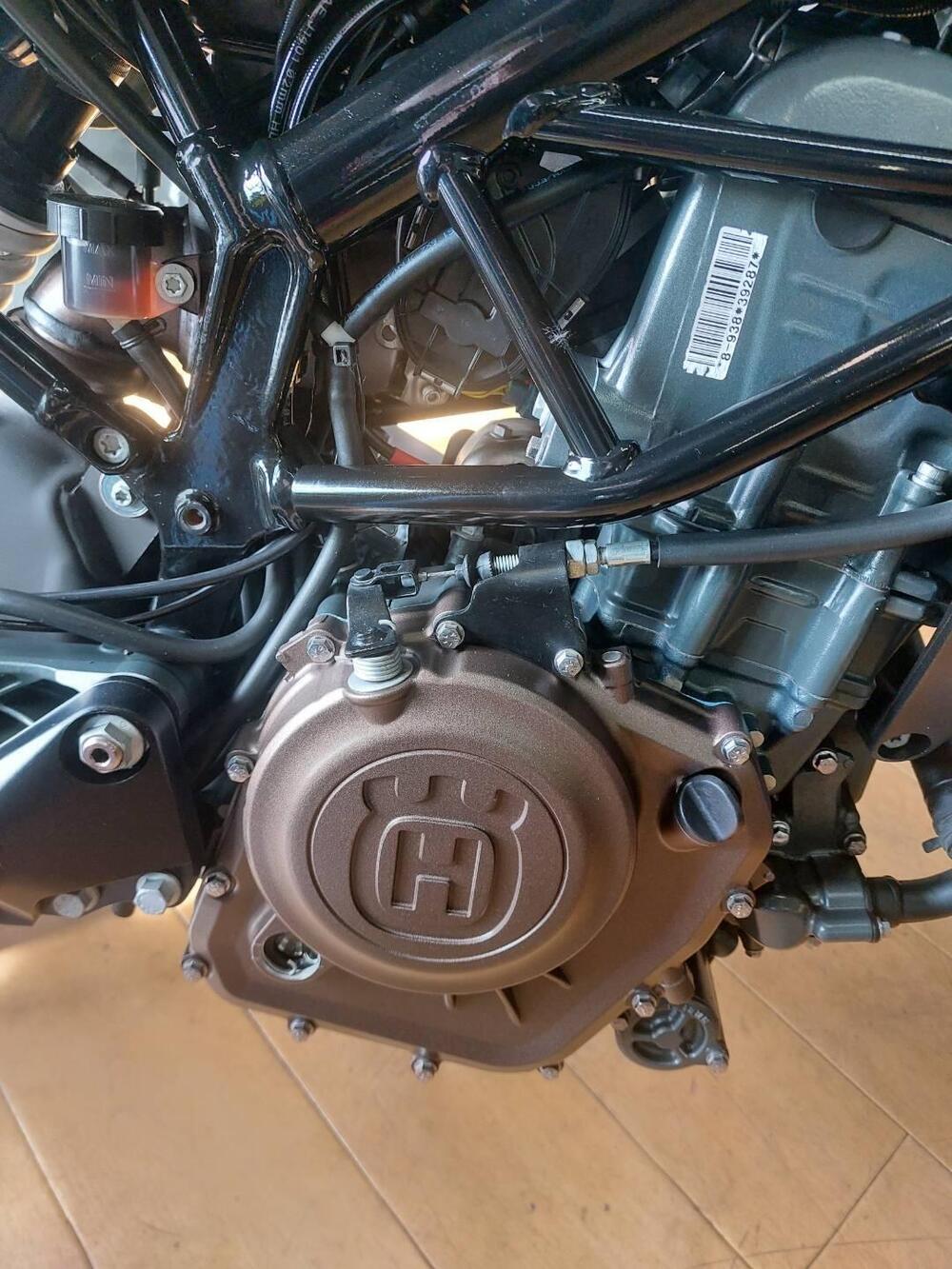 Husqvarna Vitpilen 401 (2018 - 19) (5)