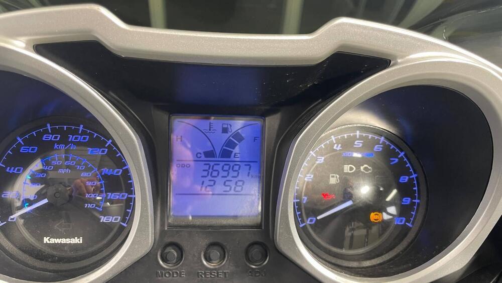 Kawasaki J 300 ABS (2014 - 16) (7)