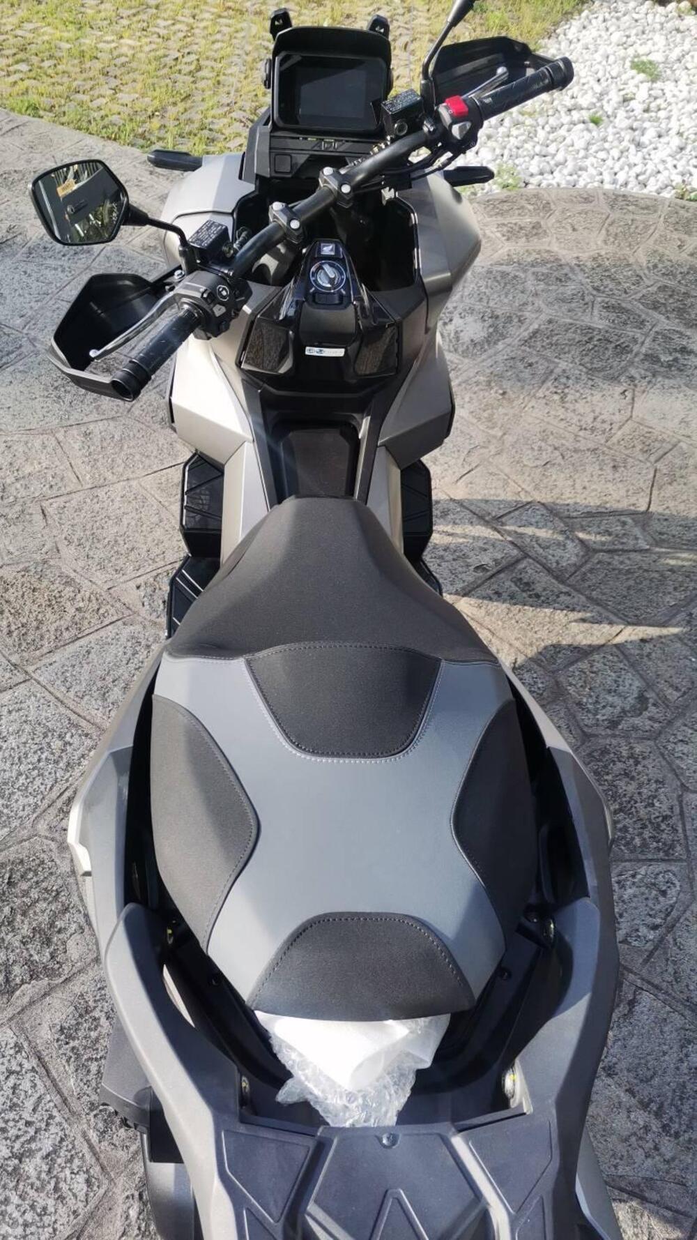 Honda ADV 350 (2025) (3)
