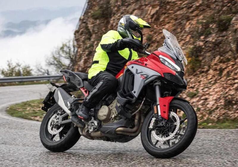 Ducati Multistrada V4: rispondiamo alle vostre domande [VIDEO]