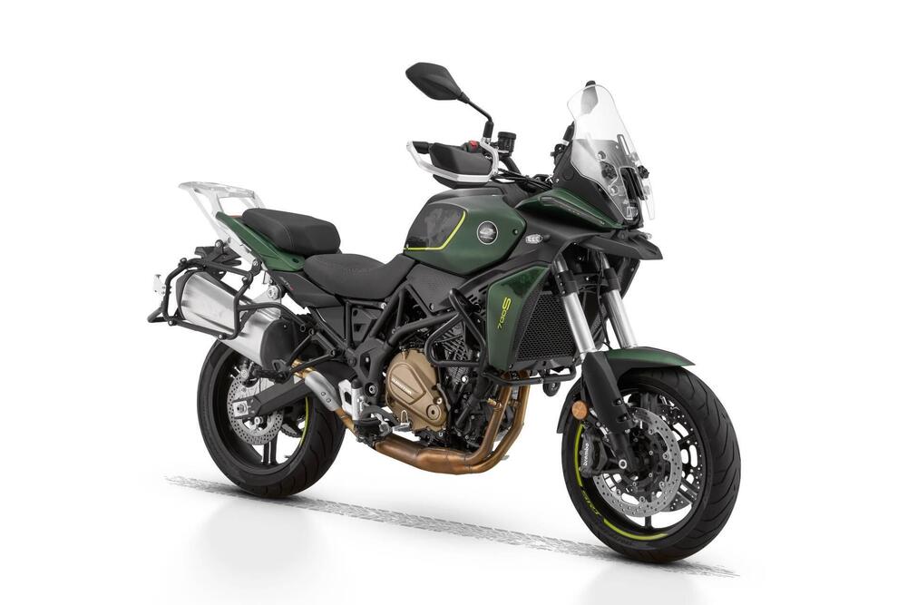 QJ Motor SRT 700 S (2025) (2)