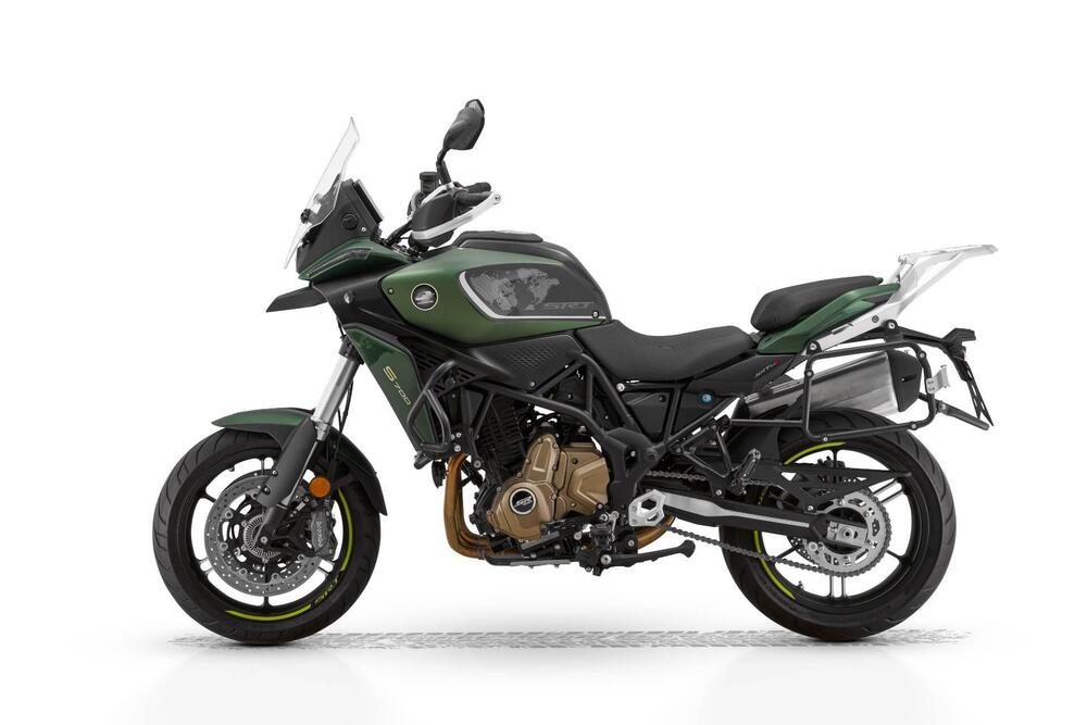 QJ Motor SRT 700 S (2025) (4)