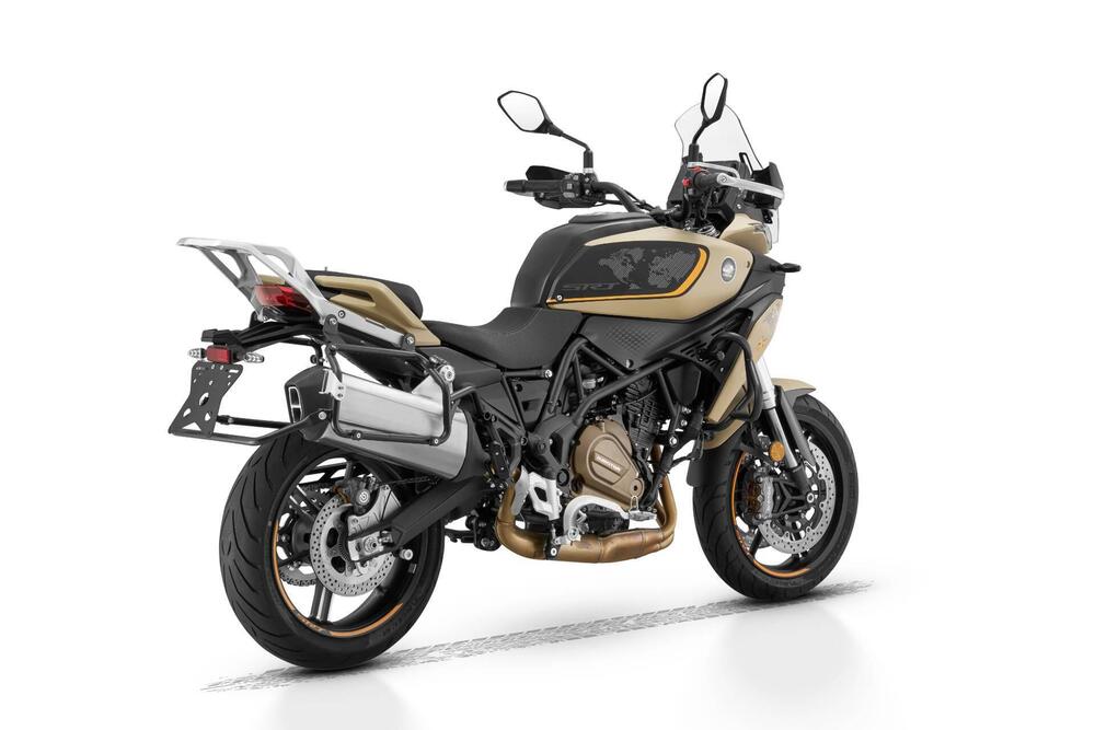 QJ Motor SRT 700 S (2025) (11)