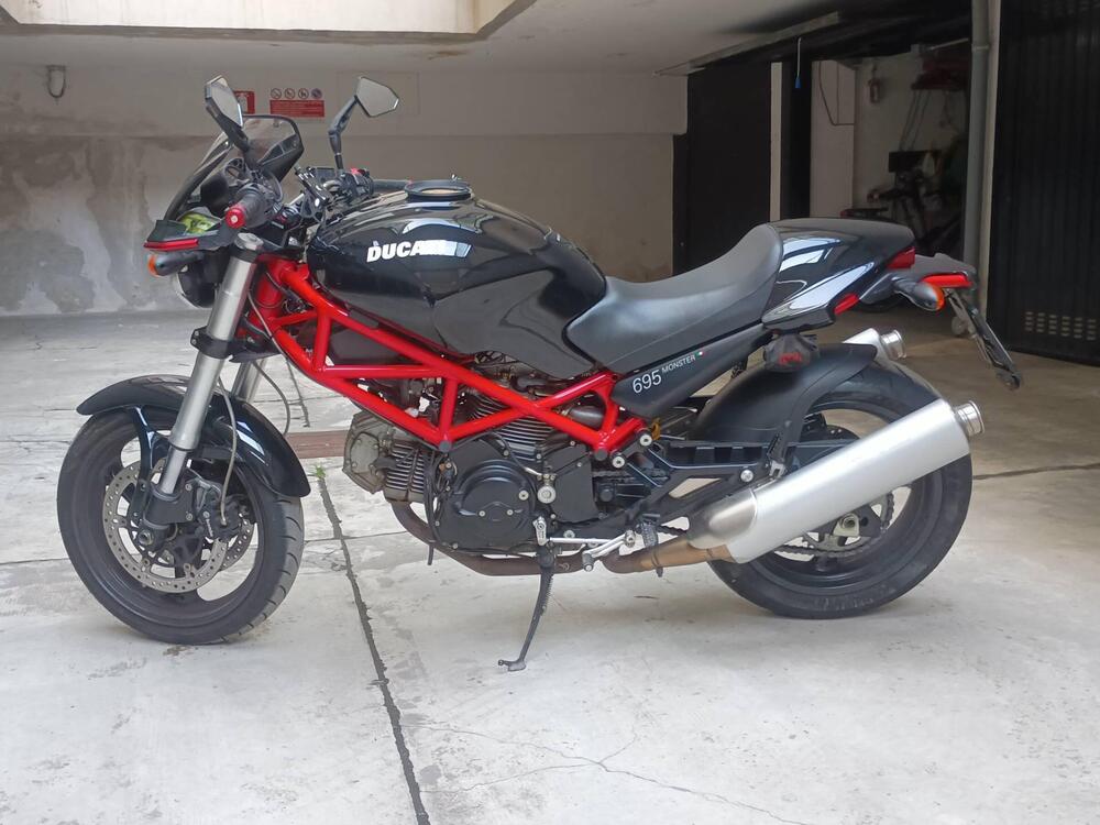 Ducati Monster 695 (2006 - 08) (2)