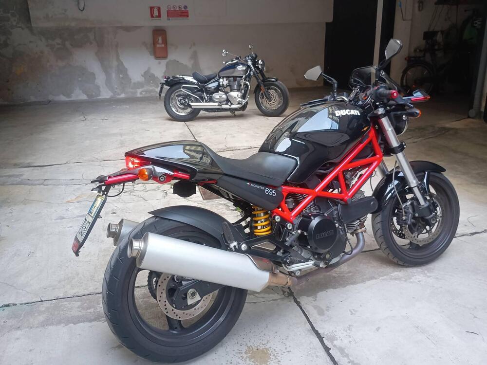 Ducati Monster 695 (2006 - 08) (4)