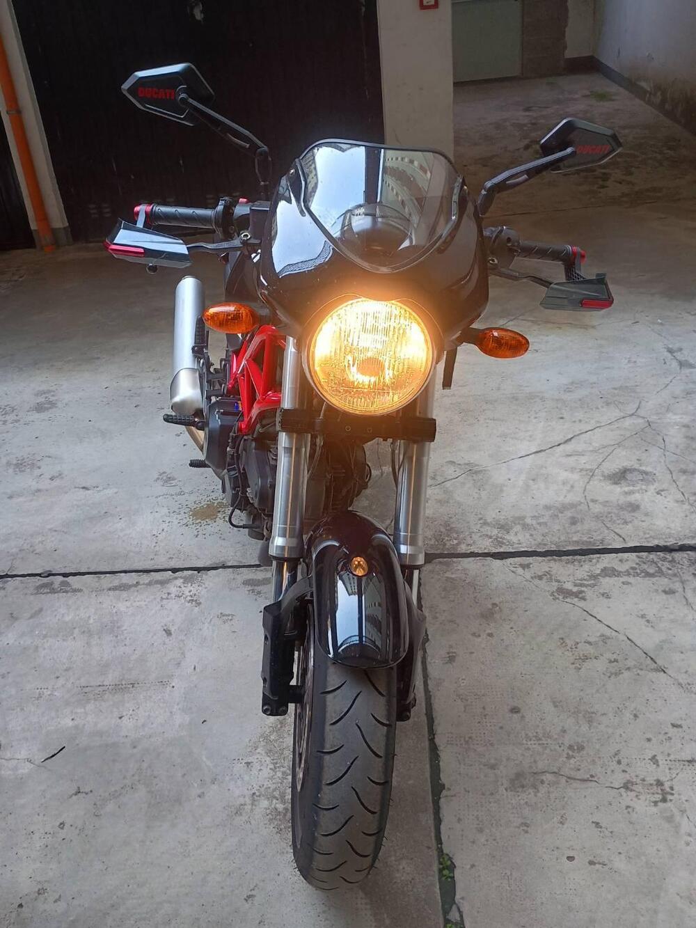 Ducati Monster 695 (2006 - 08) (5)