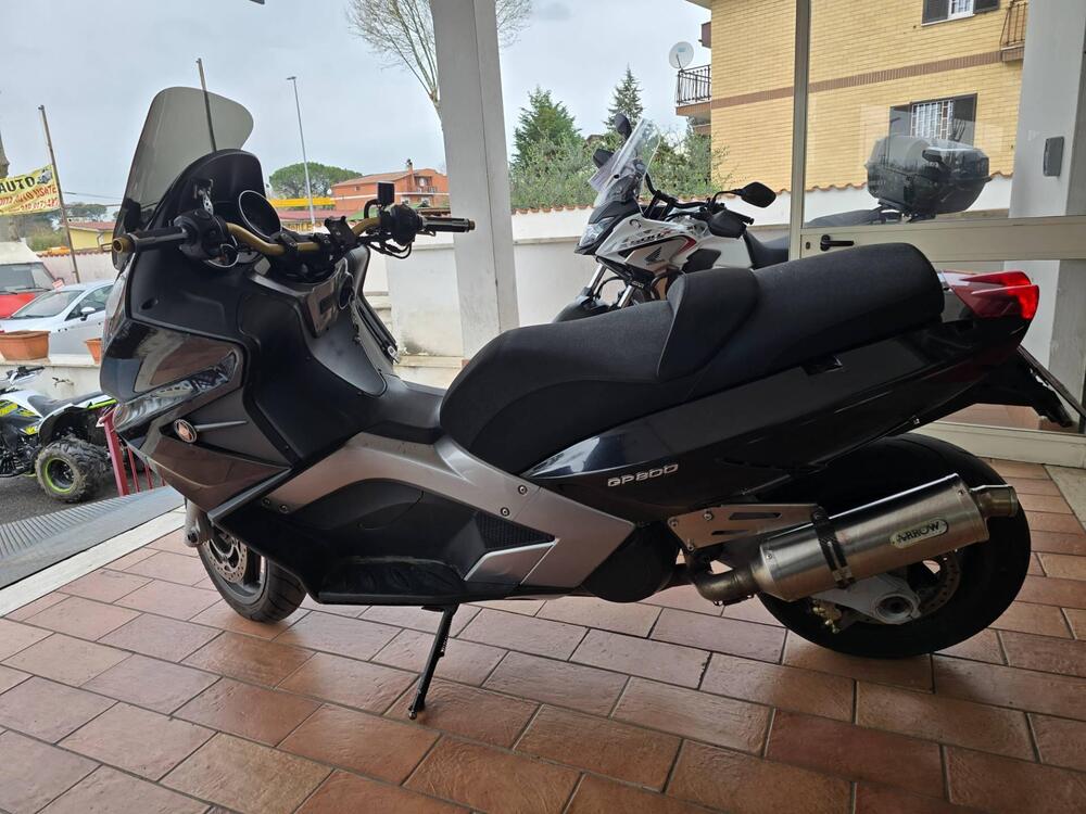 Gilera GP 800 (5)