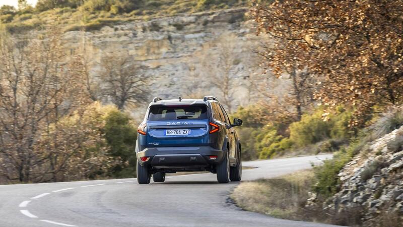 Dacia Bigster, la prova su strada con il nuovo motore 1.8 FULL HYBRID a meno di 30k