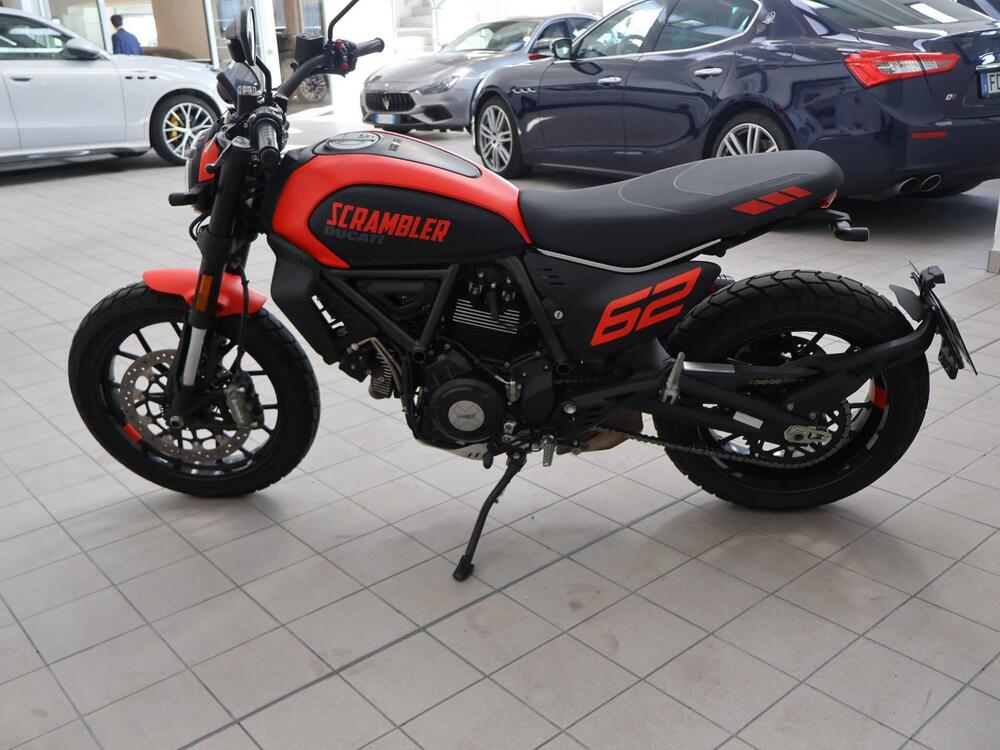 Ducati Scrambler 800 Full Throttle (2025) (4)