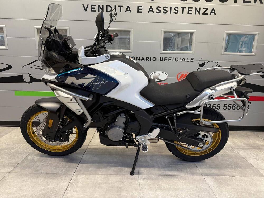 CFMOTO 700MT Adventure (2025 - 26)
