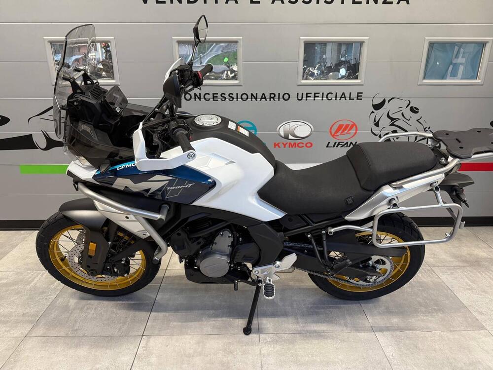 CFMOTO 700MT Adventure (2025 - 26) (2)