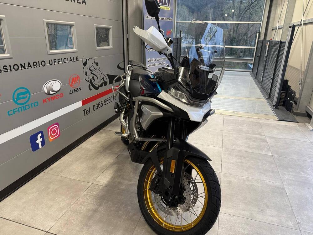 CFMOTO 700MT Adventure (2025 - 26) (7)