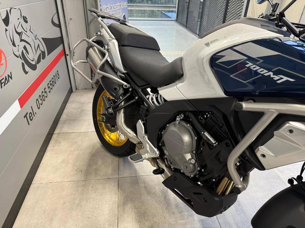 CFMOTO 700MT Adventure (2025 - 26) (9)