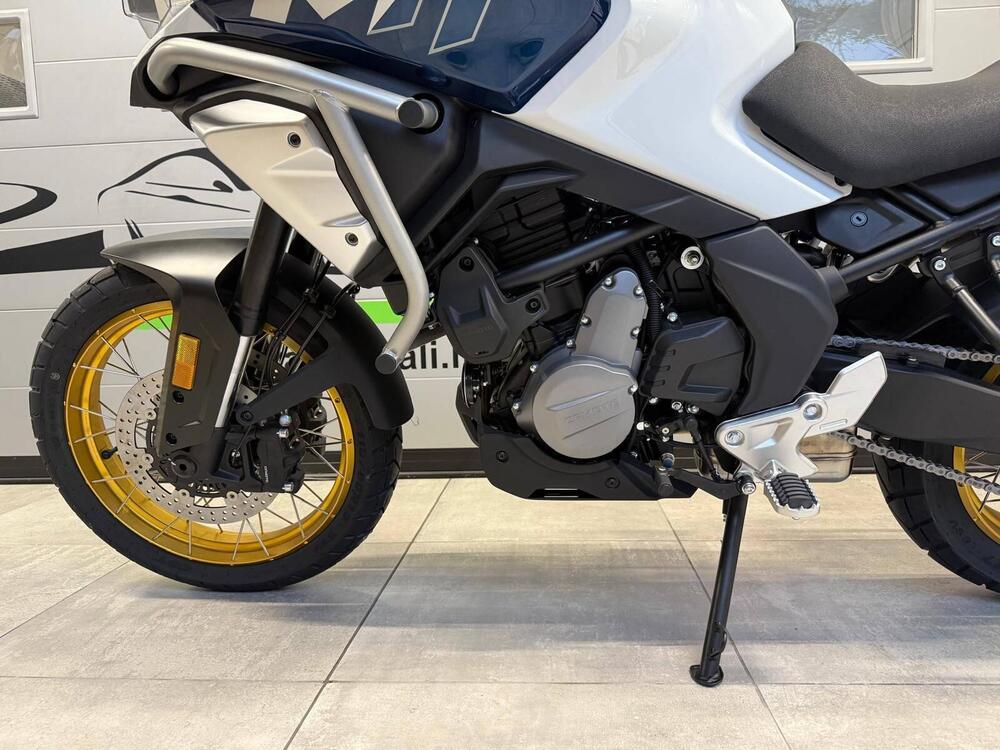 CFMOTO 700MT Adventure (2025 - 26) (16)