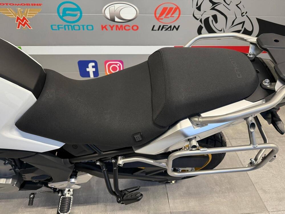 CFMOTO 700MT Adventure (2025 - 26) (18)