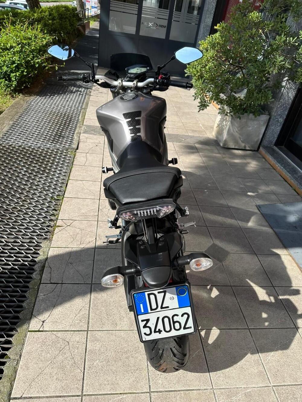 Yamaha MT-09 (2013 - 15) (4)