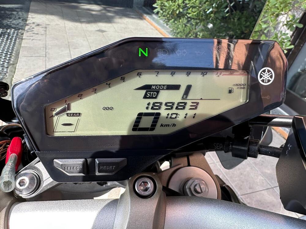 Yamaha MT-09 (2013 - 15) (14)