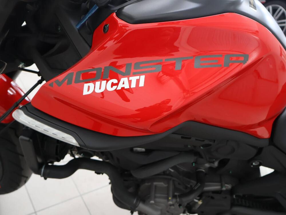 Ducati Monster 937 (2021 - 25) (10)