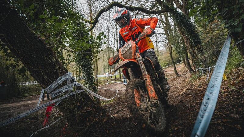 Enduro. Trofei KTM, Husqvarna, GasGas, uno tsunami di successo. Il report di Citt&agrave; della Pieve 