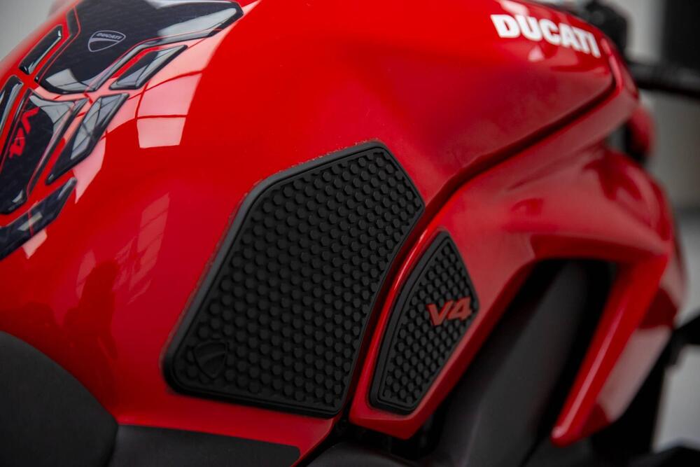 Ducati Streetfighter V4 1100 (2020) (13)