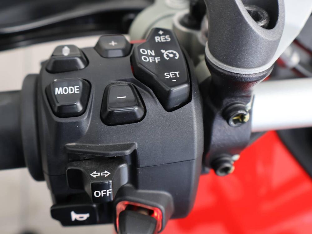 Ducati Multistrada V4 (2025) (8)