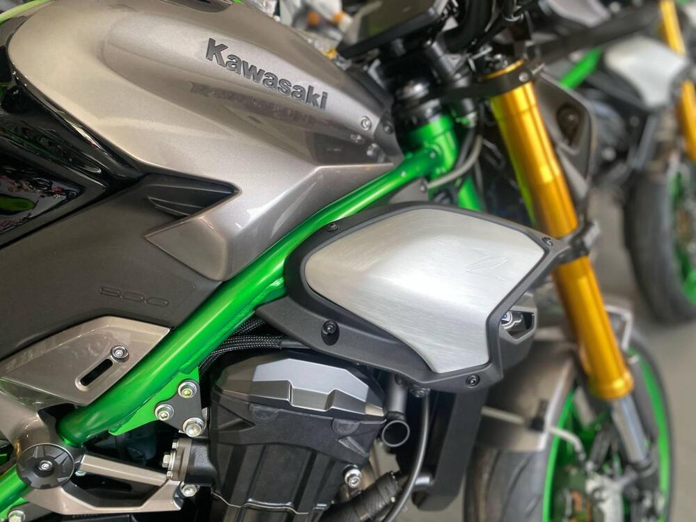 Kawasaki Z 900 SE (2025 - 26) (2)